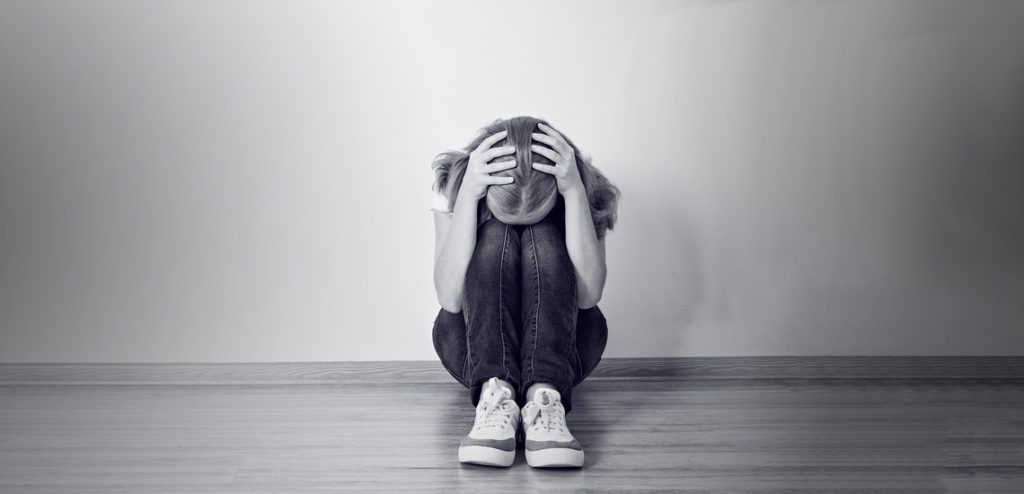 افسردگی و خودکشی در دوران کودکی و دوران نوجوانی