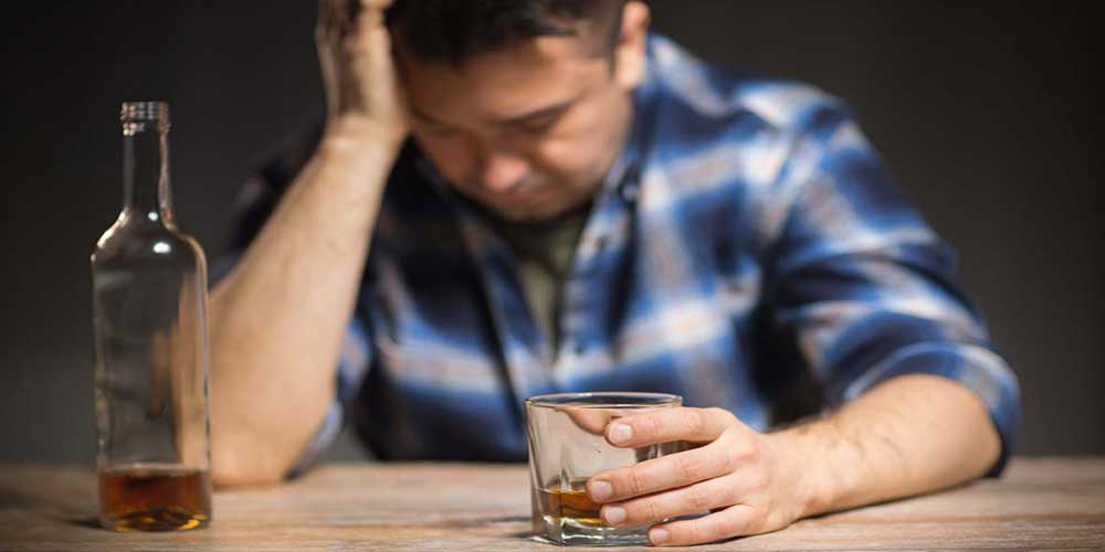 مصرف مشروبات الکلی در نوجوانی- اعتیاد در نوجوانی
