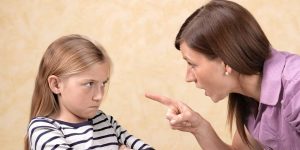چگونگی مقابله با بد رفتاری های کودک